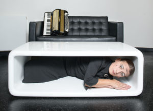 Carmela de Feo – Die Schablone, in der ich wohne